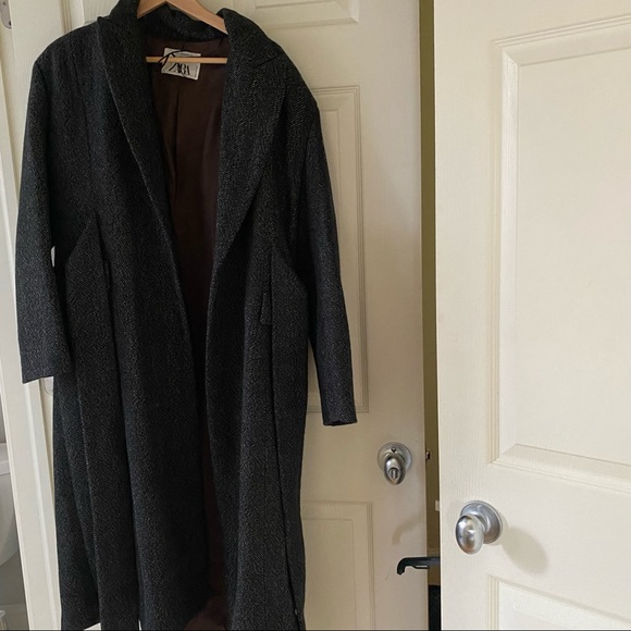 Zara special collection wool coat with belt - Picture 3 of 3